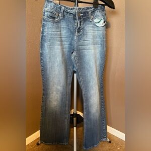 EUC- Maurices Blue Flare Wide Leg Jeans